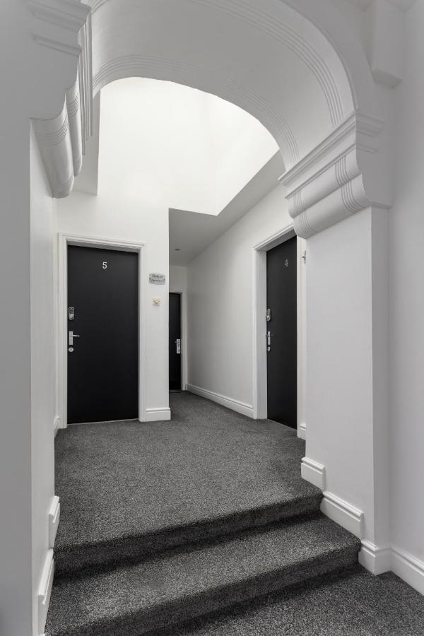 Snuggle Cove Apartments By Bella Vita Stays Liverpool Exterior photo